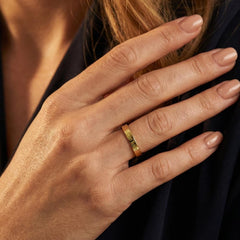 Women's Engraveable Ring
